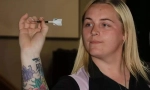 Smantha Lewis, una jugadora transexual que ha sido expulsada de la categoría femenina de dardos del Abierto de Inglaterra