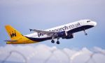 La británica Monarch Airlines se declara en quiebra: IAG sube en bolsa