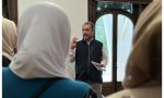 El 'Defensor del Pueblo' de Terrassa, Mustafa Bel el Fassi, recomienda cursos de formación en "sororidad" a quienes critican a las musulmanas que llevan velo