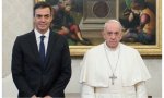 Pedro Sánchez en su anterior visita al Papa Francisco, en 2020