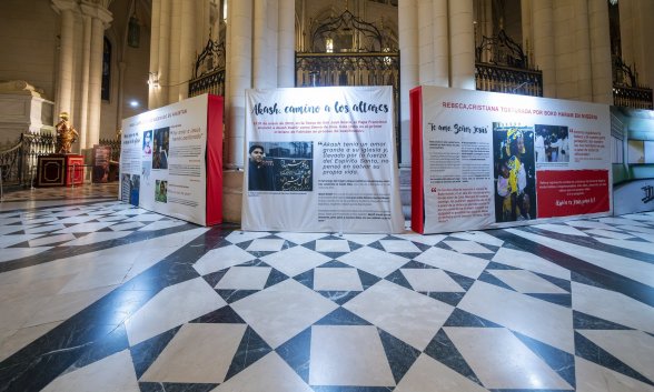 Exposición 'La belleza del martirio' en la catedral de la Almudena / Foto: Pablo Moreno