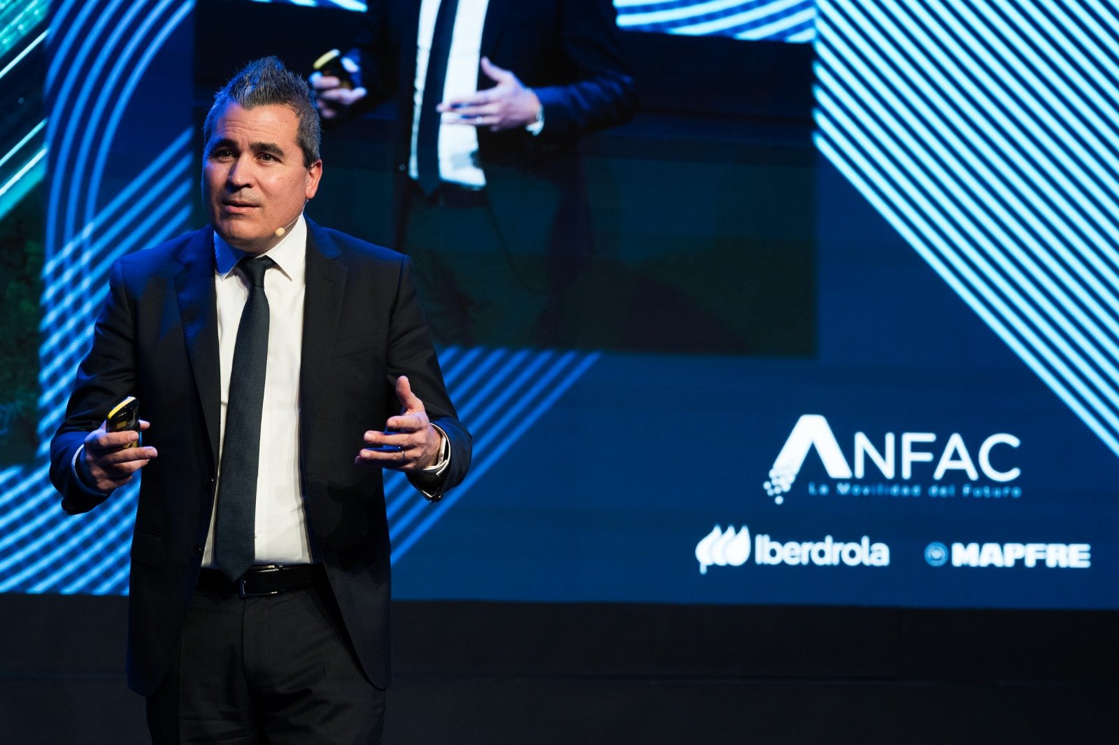 Josep María Recasens (Renault y Anfac) reclama “un plan de país” y flexibilzación de la normativa CAFE