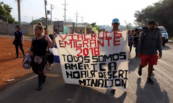 Autoridades mexicanas habilitan un segundo albergue para