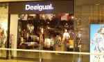 Desigual hace honor a su nombre en la cuenta de resultados: gana más, pero vende menos