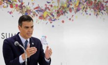 Pedro Sánchez, en Osaka, durante su comparecencia ante los medios