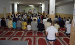 Misas no, Ramadán sí. Sánchez autoriza desplazamientos a los musulmanes para preparar su fiesta mientras desaloja la catedral de Granada