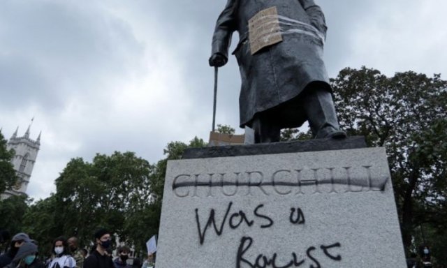 Estatua de Churchill en Reino Unido