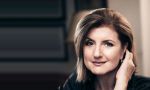 La escritora de origen griego, Arianna Huffington, refuerza su imperio digital a partir de su web