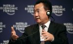 "China debe apostar por el consumo y va en la dirección contraria", dice su hombre más rico, Wang Jianlin