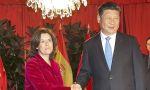 Lo que pinta España en el mundo. El líder chino, Xi, recibe a la vicepresidenta del Gobierno en Canarias