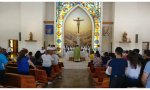 En la Iglesia hay sacerdotes y laicos