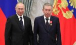 Vladimir Putin junto a Ravil Maganov, que hoy ha fallecido "por suicidio"