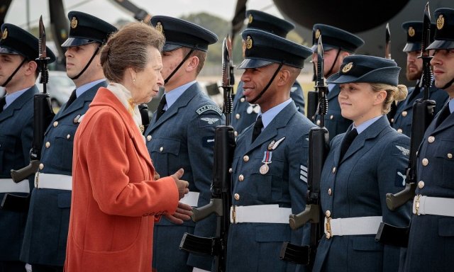 La Real Fuerza Aérea británica quiere ser cuanto más diversa mejor, el rendimiento operativo ha pasado a segundo plano