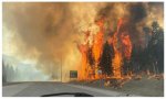 Lo que iba a ser un incendio controlado en un parque nacional en el oeste de Canadá, terminó descontrolándose