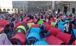 El presidente francés Emmanuel Macron ha ordenado desalojar la Plaza de la Concordia, donde se habían 'acomodado' cientos de... primero dijeron refugiados, luego inmigrantes ilegales.