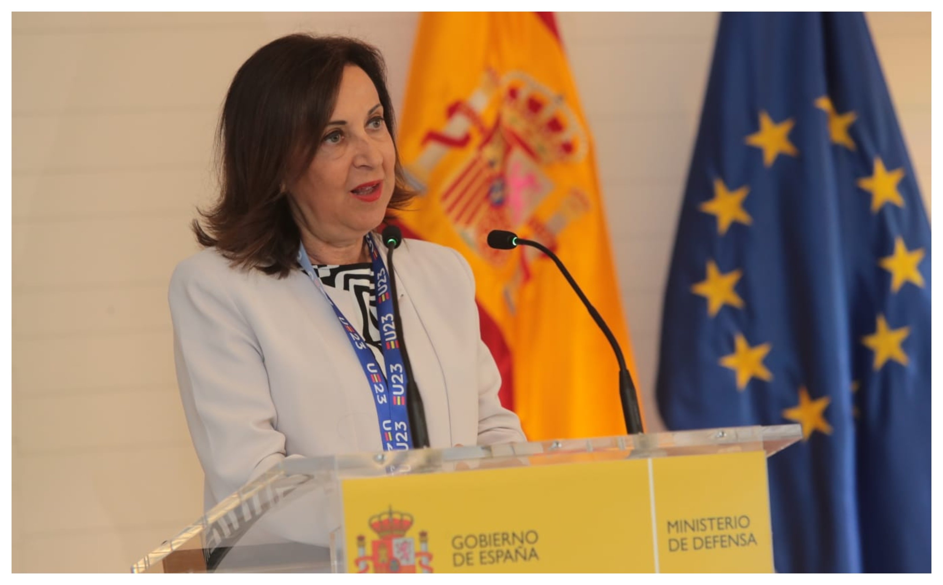 Margarita Robles Ministra De Defensa Quienes Abuchean E