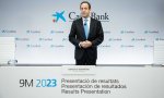 El CEO de Caixabank, Gonzalo Gortázar, se ha convertido en el primer convencido de que el impuesto especial contra bancos y energéticas es como "tirarse un tiro en el pie" porque en el caso la banca, se atenta contra "el sistema circulatorio de la economía"